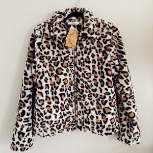 Leopard zip up fur coat.